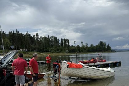 Drama na Oravskej priehrade Cln s rybarmi sa prevratil