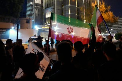 Iran obvinil Berlin Londyn a Pariz z porusovania jadrovej dohody