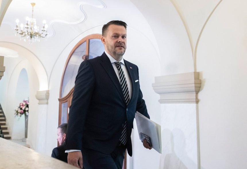Ministerstvo investicii zrusilo vyzvu na vyskum digitalnej transformacie