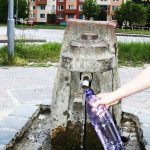 Neviditelna hrozba v pitnej vode ktora skodi zdraviu