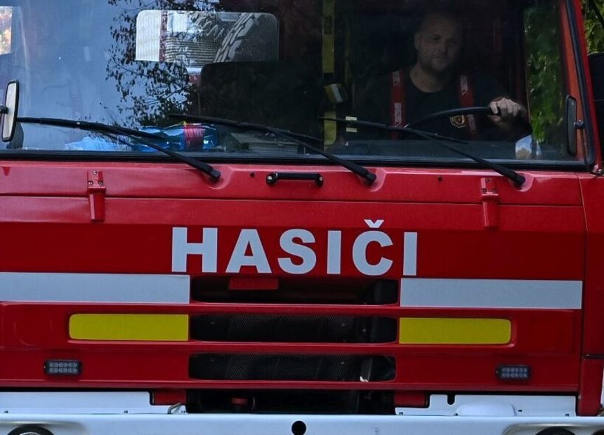 Nocny poziar v rodinnom dome Patri miestnemu poslancovi