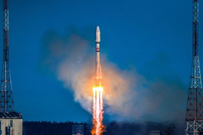Rusko vynieslo do vesmiru dvadsat satelitov