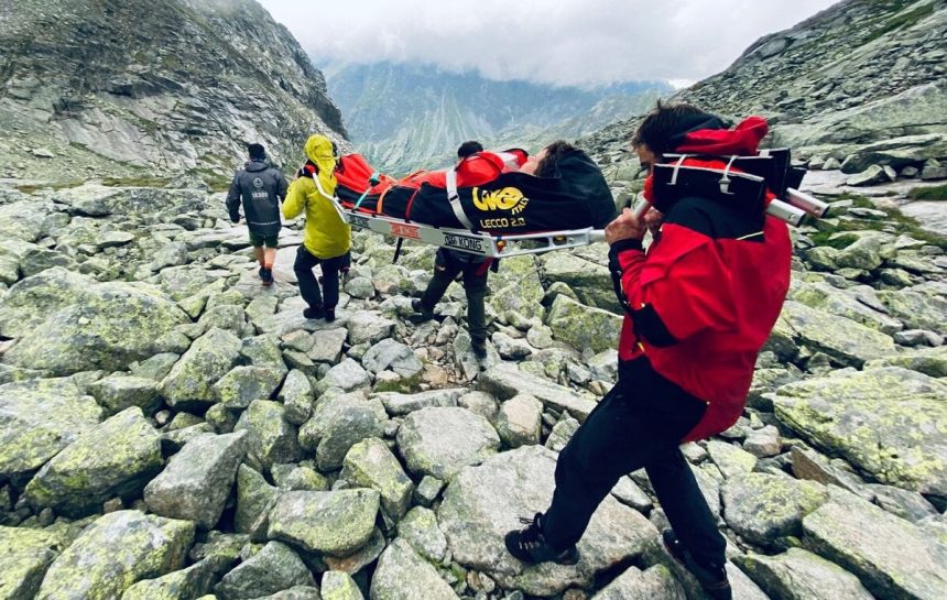 Turista si zranil nohu evakuovali ho vrtulnikom
