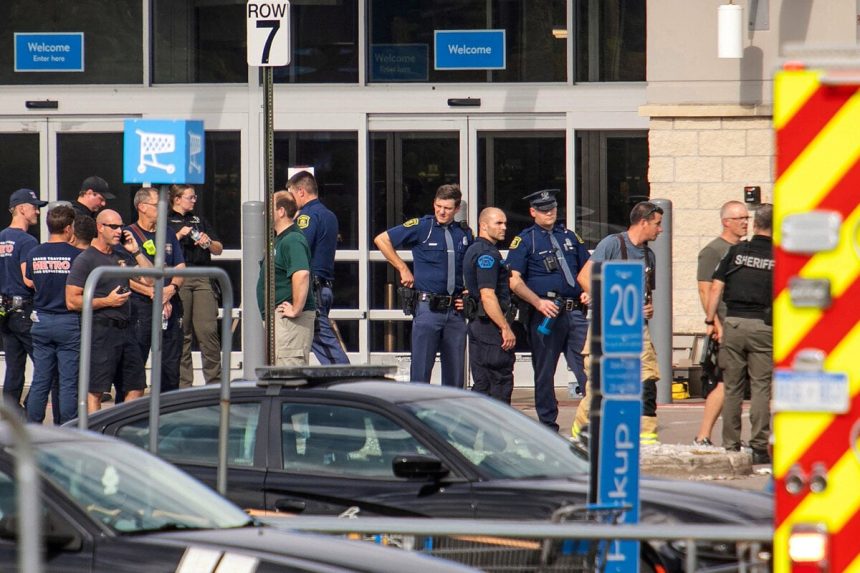 Utok nozom vo Walmarte v Michigane zranil jedenast ludi