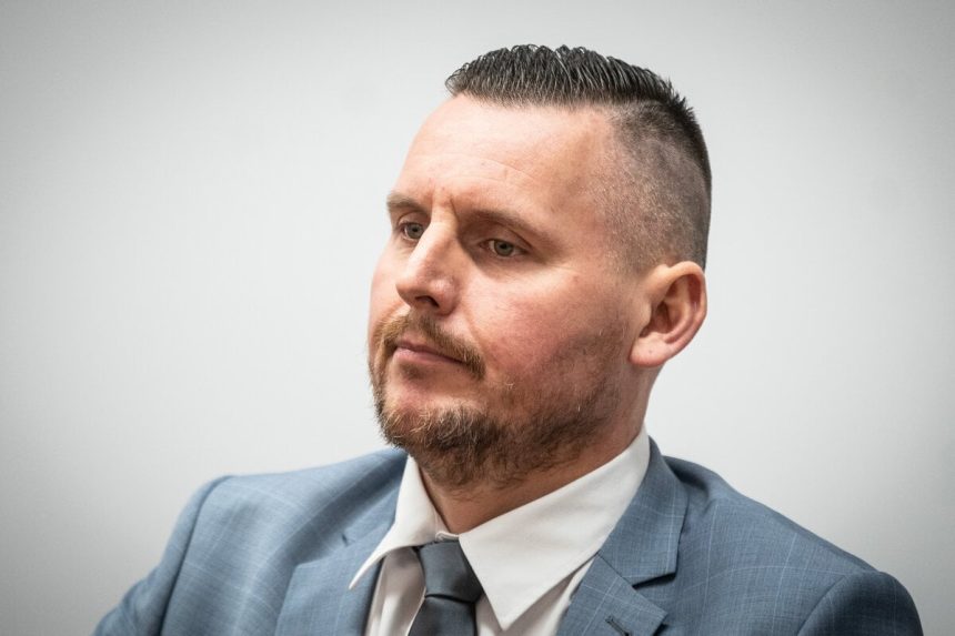 Bombic by sa mal coskoro postavit pred sud