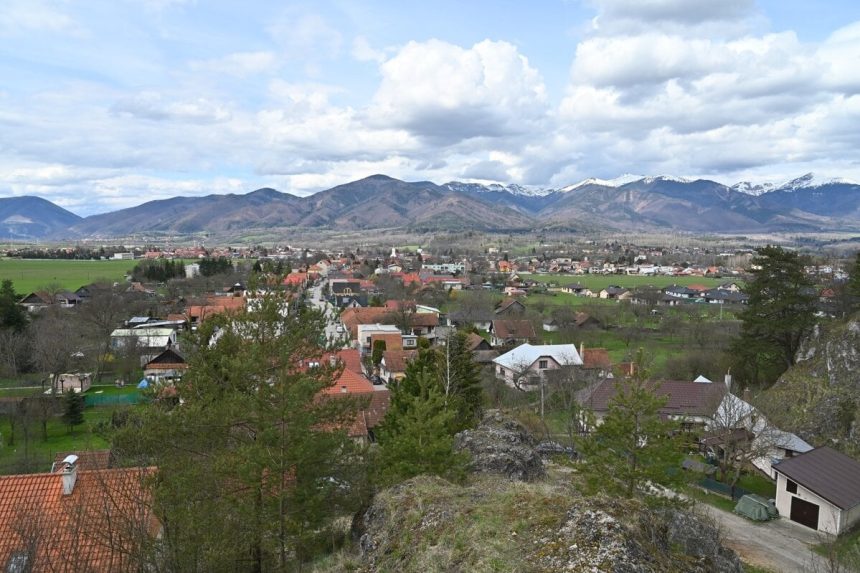 Do zahrady sa im dostali cudzi muzi Pozor na nich vystriha obec pri Martine