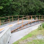 Na Povazi sa rozpada dolezity most obmedzil ludi