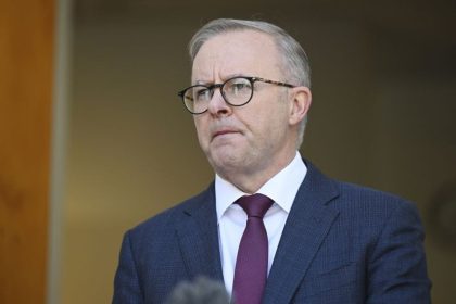 Netanjahu kritizoval Albaneseho za zrusenie viz izraelskemu politikovi