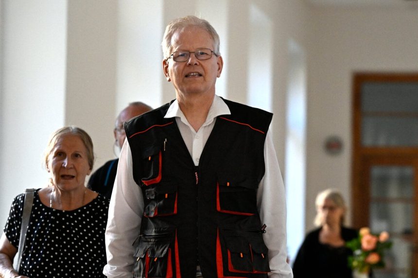 Prokurator navrhol uznat lekara Liptaka za vinneho pre vyroky pocas pandemie