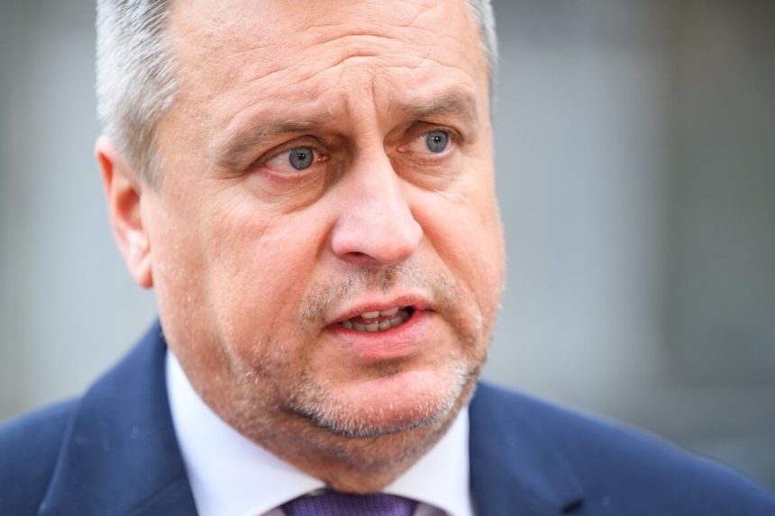 SNS zrusenie tendra na zachranky nestaci chce zmenit system