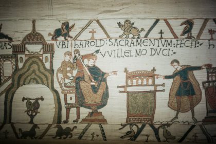 Tapiseriu z Bayeux planuju pozicat Britanii