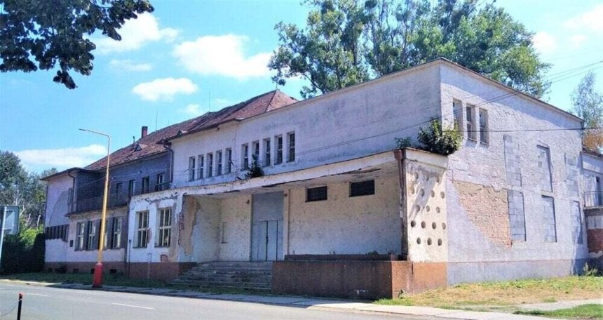 V meste kde sa lamala historia chyba zmienka o okupacii ziska hned tri diela