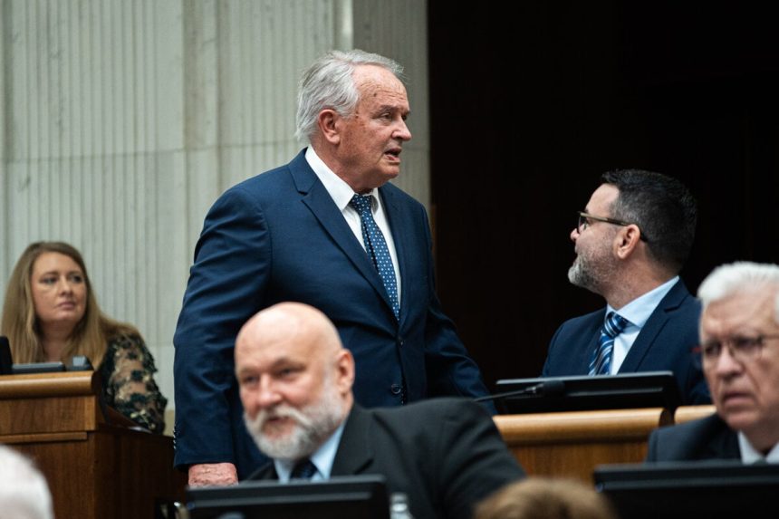 Blanar velvyslanectvo pre Radacovskeho nepotvrdil politicke nominacie su bezne