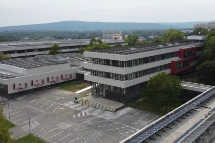 Co ma naucili styria geniovia
