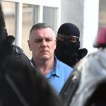 Na sude ukazali dve tvare brutalneho vraha Cernaka Po prepusteni chce oslovit mladez