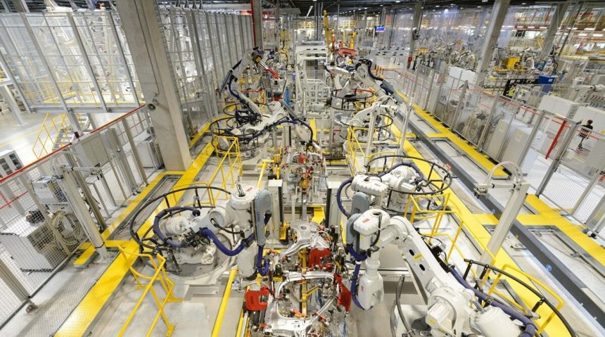 Obnovenie vyroby v nitrianskej automobilke opat posunuli