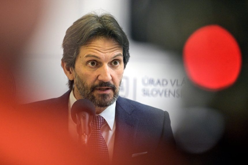 Slovensko buduci rok zrejme nedodrzi zavazok k NATO