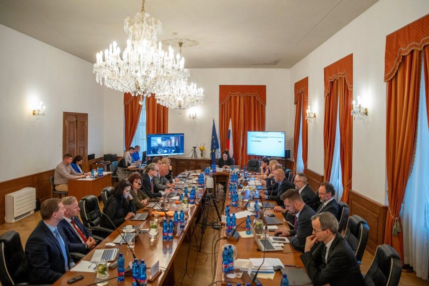 Transparentnost vidi pri majetkovych priznaniach sudcov okliestovanie vonkajsej kontroly