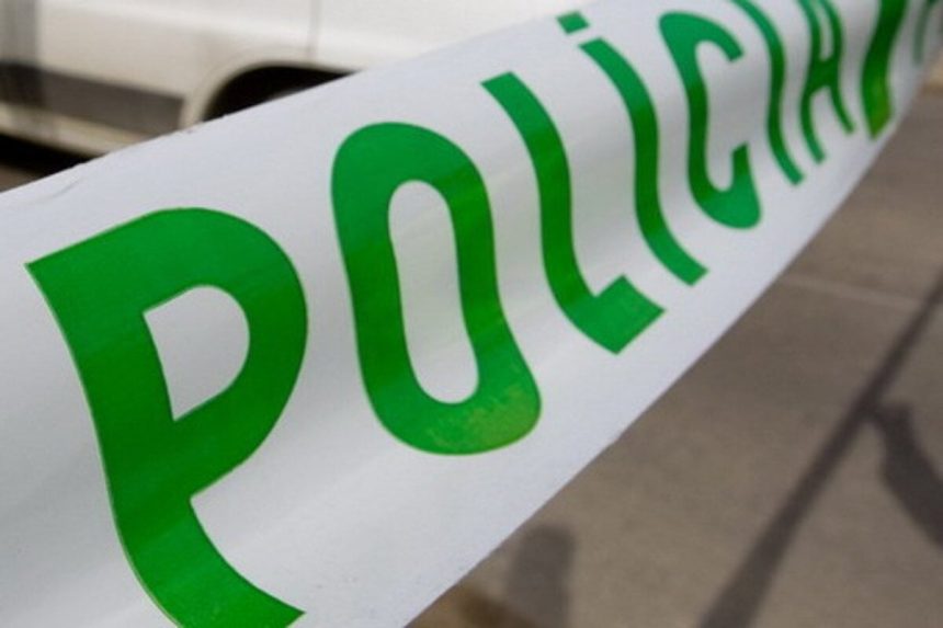 V rieke plavala mrtvola chodec zavolal pomoc