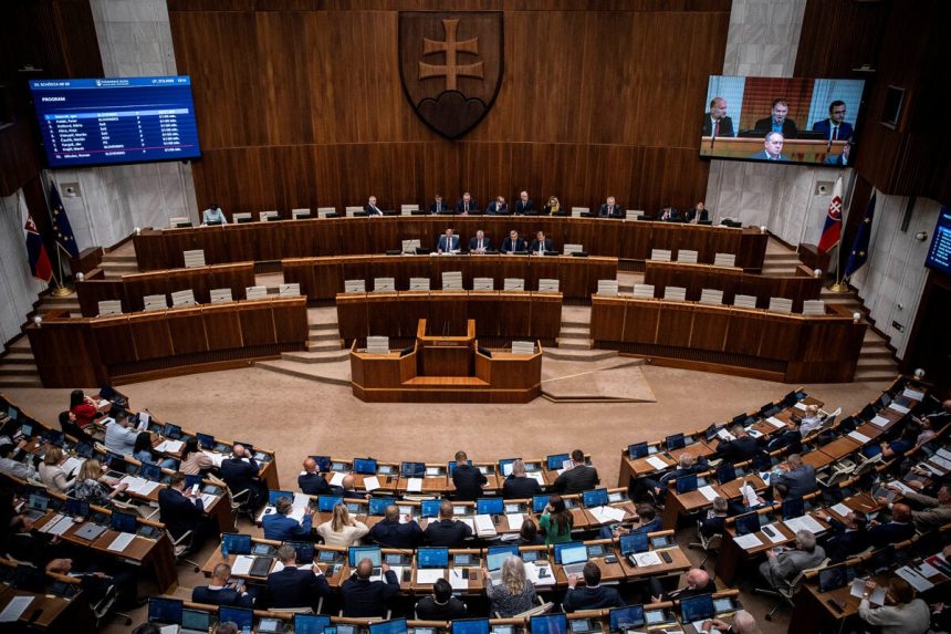 V utorok sa zacina prva riadna schodza po lete