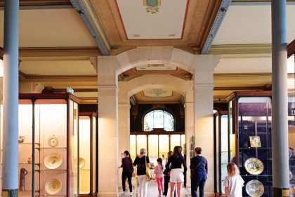 Z francuzskeho muzea ukradli porcelan za 95 miliona eur