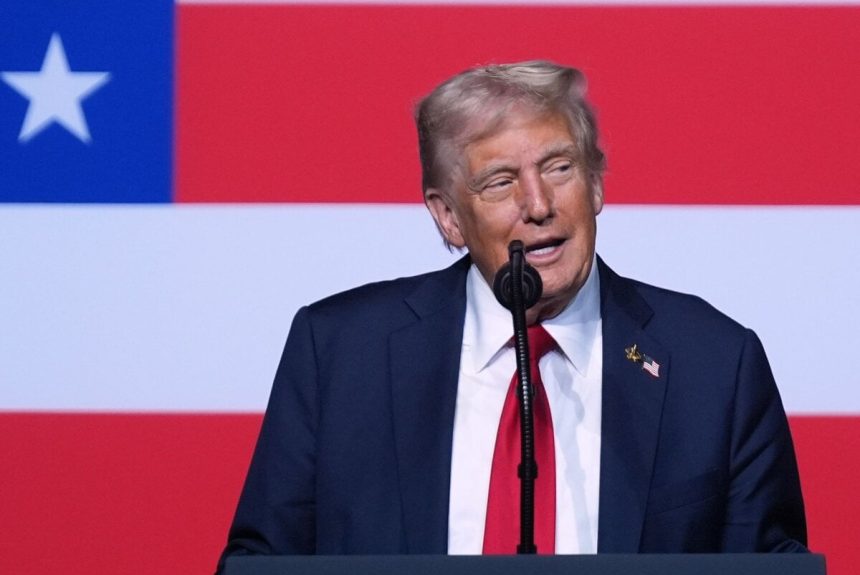 Biely dom odmieta papezovu kritiku imigracnej politiky USA