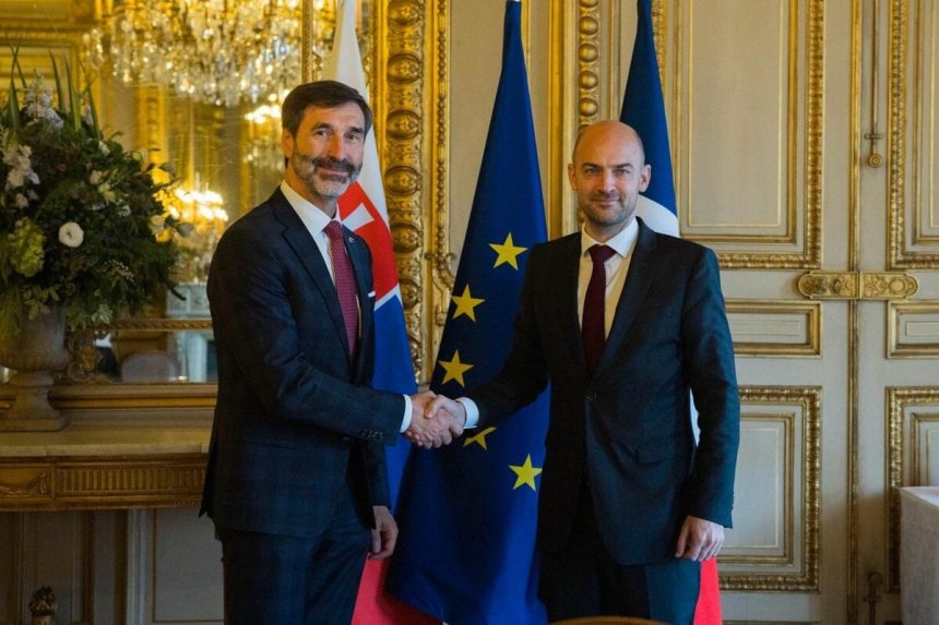 Blanar v Parizi rokoval so sefom diplomacie a Macronovym poradcom