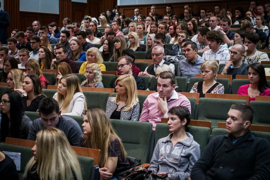 Lekarska fakulta v Bratislave prijme studentov bez skusok