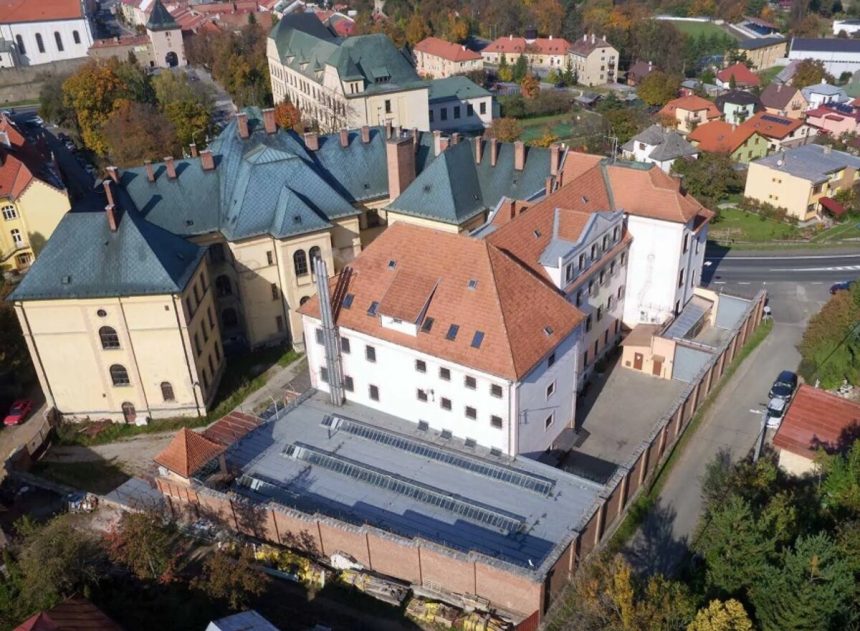 Levocska vaznica po desatrociach konci