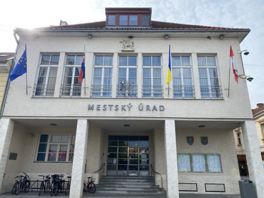 Mestsky urad Trencin bude 17 novembra zatvoreny