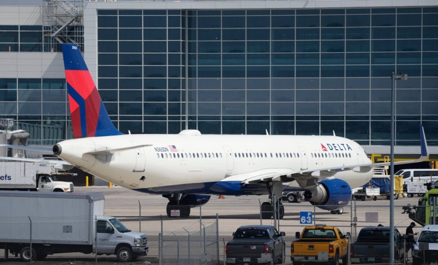 Na letisku v New Yorku sa zrazili dve lietadla