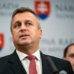 SNS vyzyva prezidenta aby nepodpisal novelu zakona o hazardnych hrach