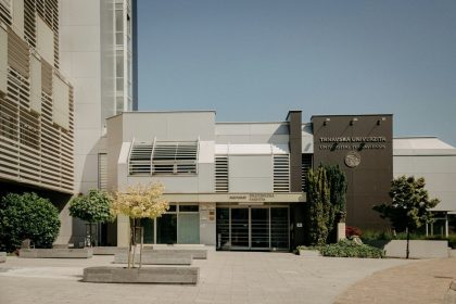 Zamestnanci a studenti Trnavskej univerzity budu mat 17 novembra volno