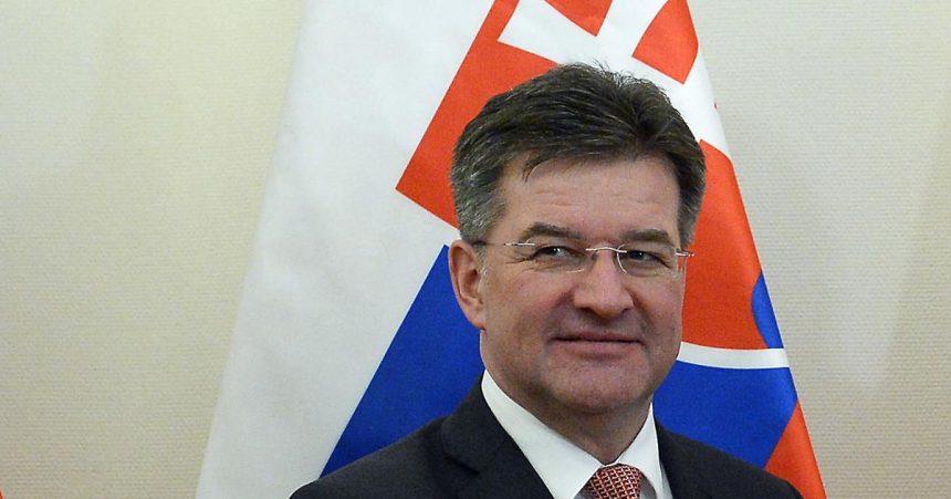 Epstein zrejme loboval za Lajcaka ked chcel viest NATO