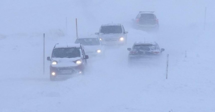Meteorologovia aj v sobotu varuju vychod pred snehovymi zavejmi