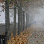 Na celom uzemi Slovenska si dajte pozor na hmlu