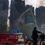 Pocet obet poziaru obytnho komplexu v Hongkongu vzrastol na 55