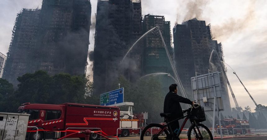 Pocet obet poziaru obytnho komplexu v Hongkongu vzrastol na 55
