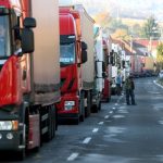 Policia povolila obmedzeny dojazd kamionov v sobotu