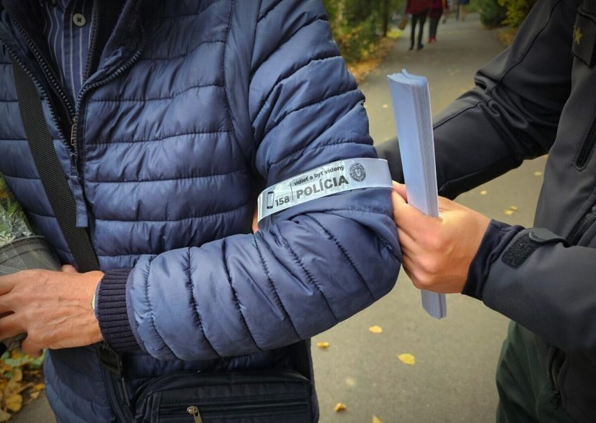 Policia pripomina pouzivanie reflexnych prvkov pri znizenej viditelnosti