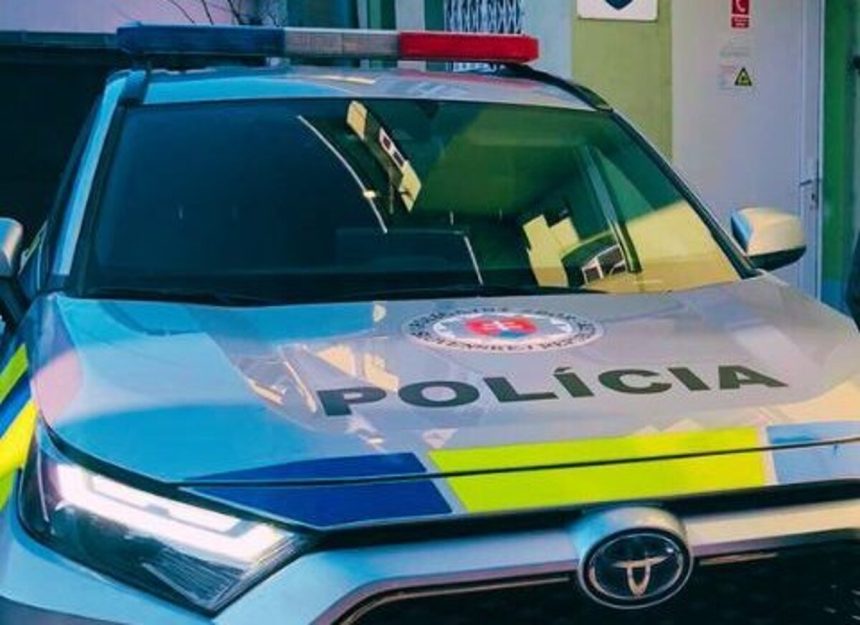 Policia zacala stihanie pre strelbu v Cataj