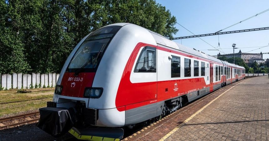 Trat medzi Zvolenom a Sahami opat bez vlakov