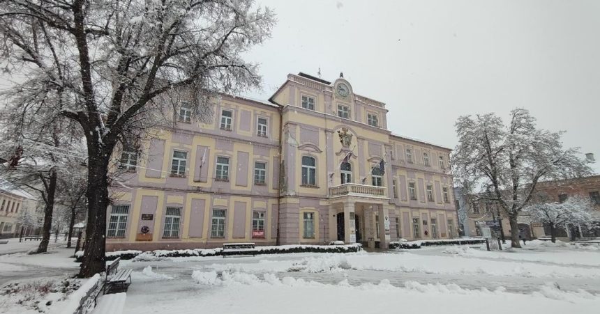 V centre Liptovskeho Mikulasa chatra narodna pamiatka