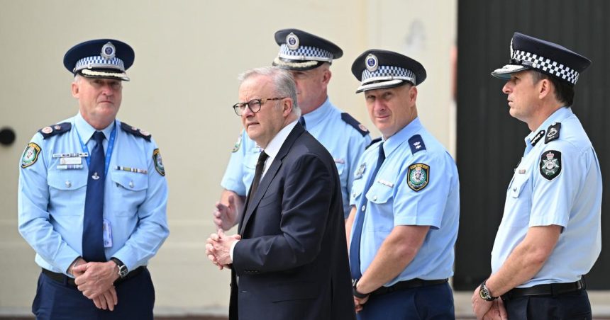 Albanese po utoku na plazi nariadil preskumanie policie a spravodajskych sluzieb