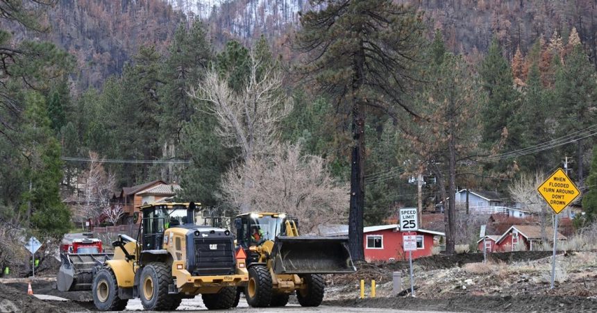 Kalifornia stale bojuje s burkami a silnym dazdom