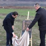 Knaza zo zatopenej obce vaznili a obvinili z choroby