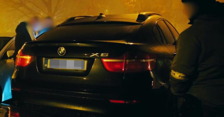 Kriminalisti zastavili falosnych predajcov aut ludia prisli o peniaze