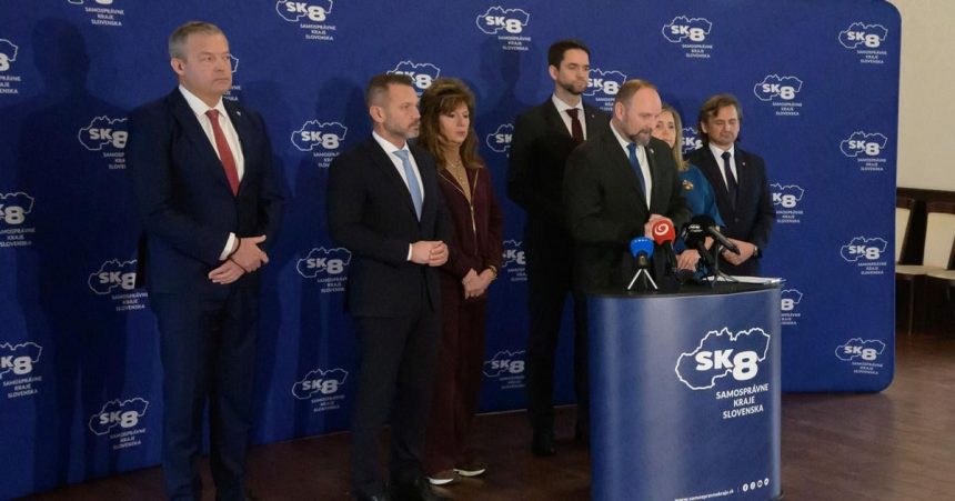 Kritika predsedov krajov na vypadky kulturnej podpory