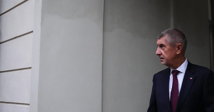 O navrhu na vyslovenie dovery vlade Babisa sa bude rokovat v januari