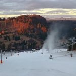 Snezne dela bezia na plno v Turci otvaraju lyziarsku sezonu